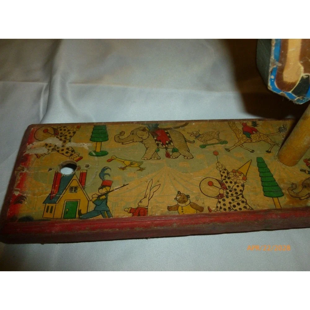 Vintage Wooden Circus Horse Pull Toy Litho Soldier Primitive Decor AS IS